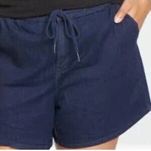 Universal Standard Comfort Denim Shorts M (18-20)